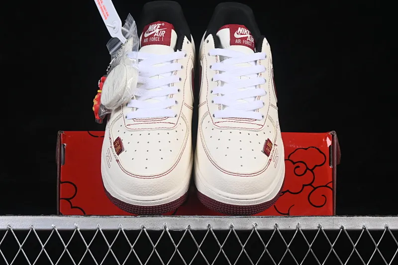 All categories Nk Air Force 1 Air Force series Nk Air Force 1 Low Air Force low-top Nike Air Force 1'07 Low Limited to the Year of the Horse, immediate success Air Force 1 low-top casual sneakers DN1688-823